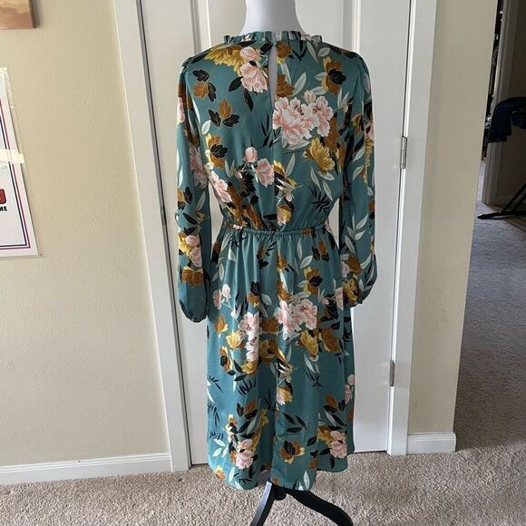 Chelsea28 Long Sleeve Floral Print Dress size Small - Picture 14 of 16
